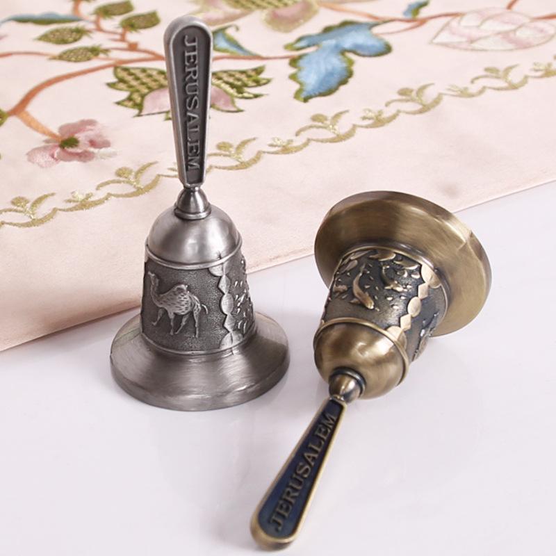 European Hand Ring Bell Personalized Bar Dish Bell Call Dinner Bell Retro Metal Pastoral Wind Chime Meeting Reminder Bell