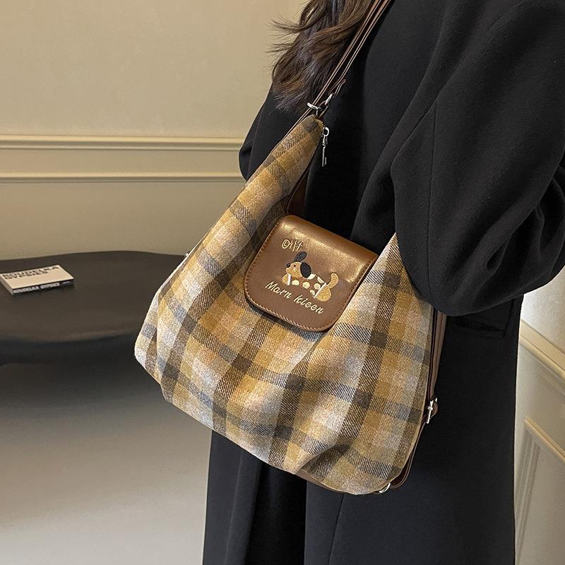 Tote Bag Women's New Dachshund Dog Plaid Large-capacity Shoulder Bag Commuter Messenger Backpack Luggage