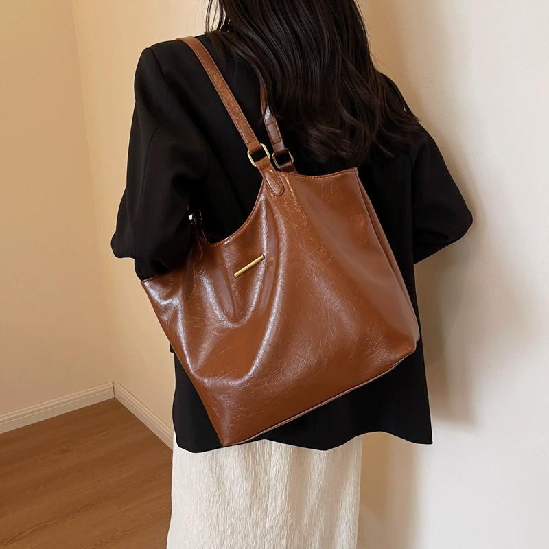 Designer Shoulder Bags for Women Large Capacity Tote Bag Winter Vintage Solid Color Zipper Travel Retro Handbag Purse CLE