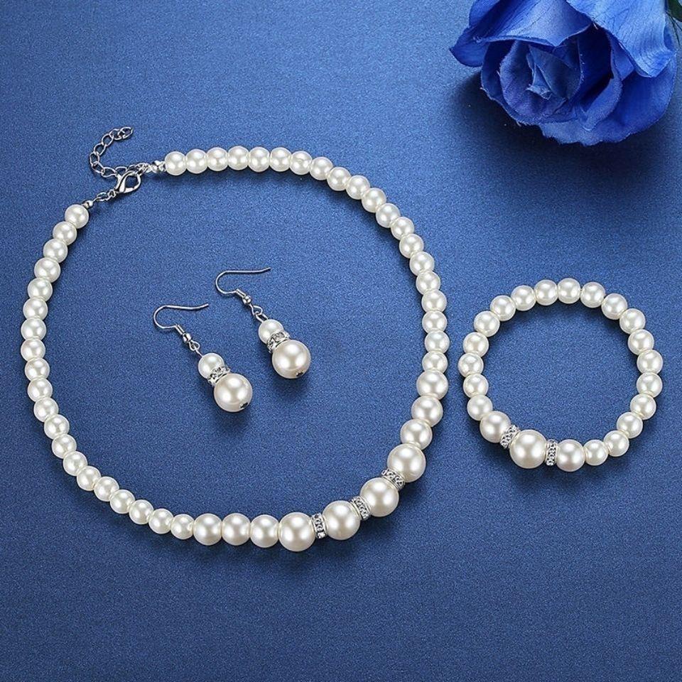 Elegant Shell Pearl Jewelry Set: Necklace, Bracelet & Earrings for Brides or Mom's Gift - Perfect Wedding Accessories