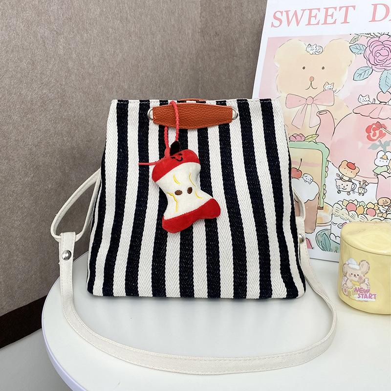 Korean version of retro literary handbag simple small fresh striped shoulder bag casual fashion large capacity shopping bag bag
