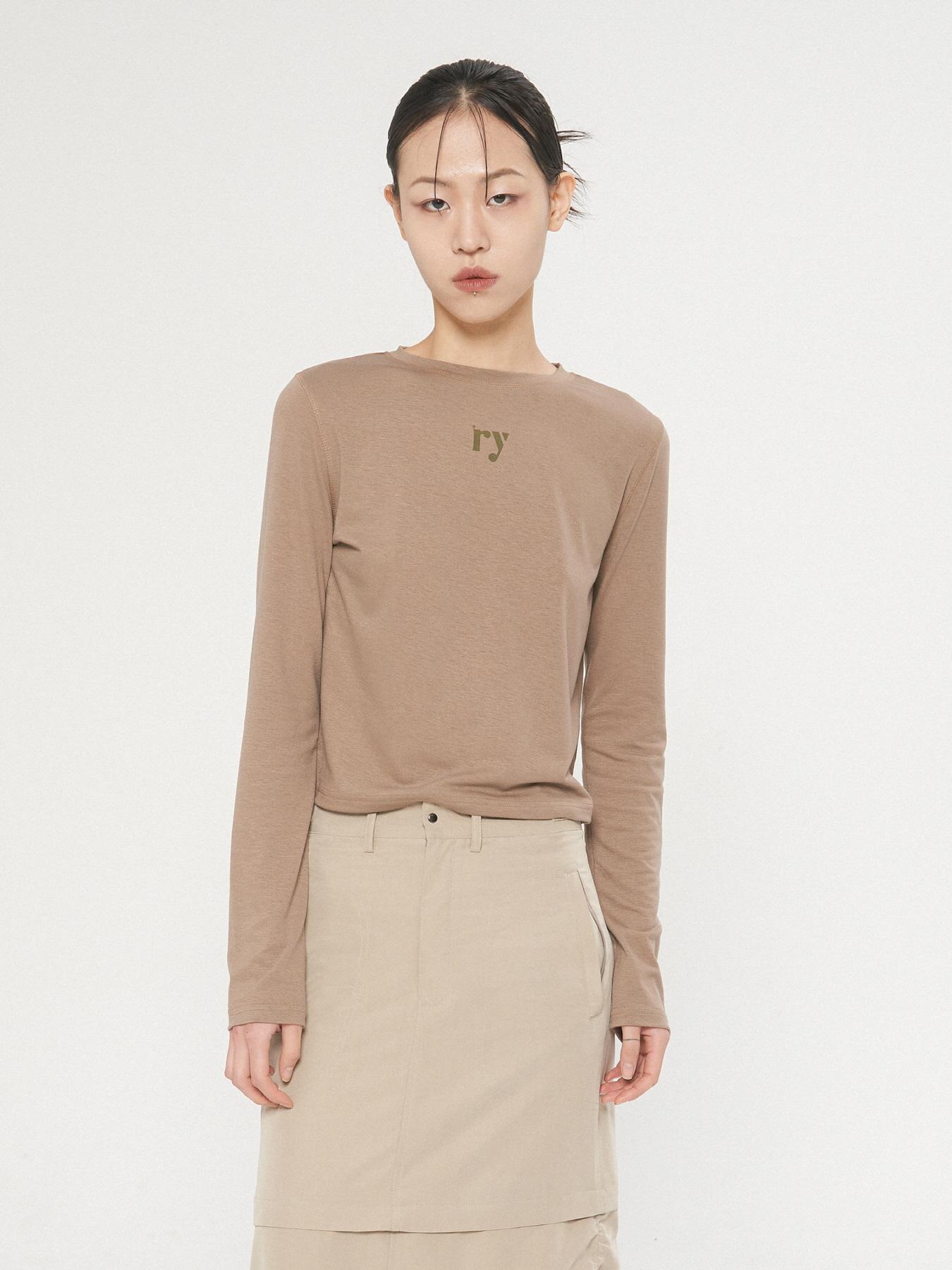 Ryu Young Logo Long Sleeve, Beige