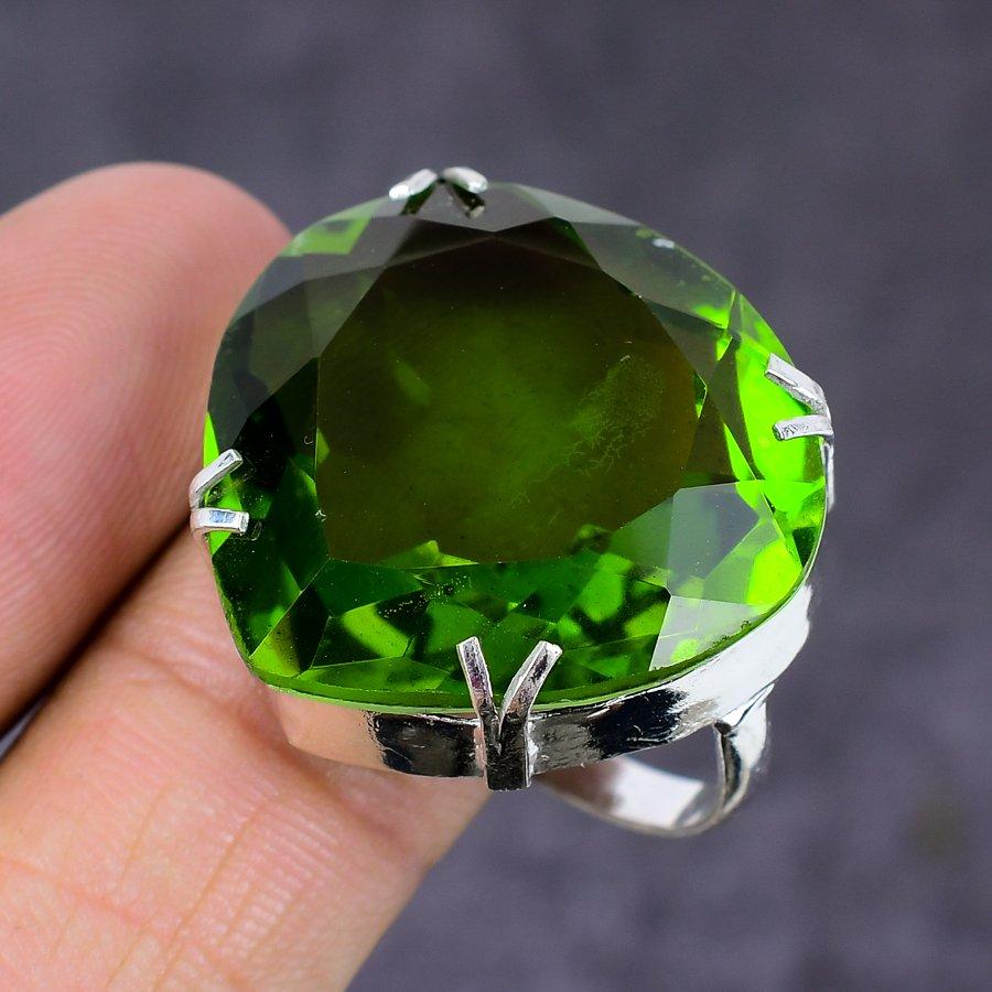 Peridot Handmade 925 Sterling Silver Gift Jewelry Ring Size 8.5 D9y13