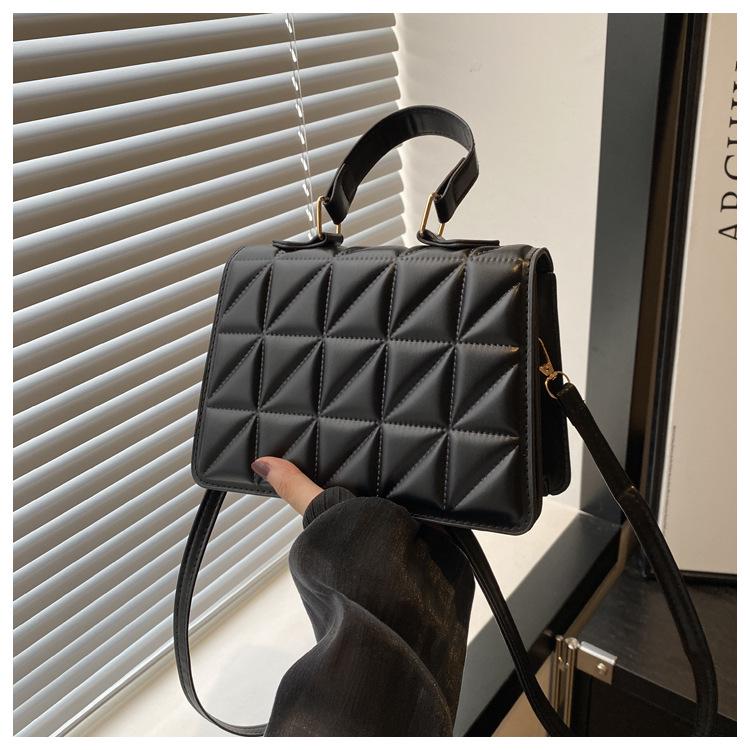 Solid Color Women's Crossbody Bag - 2024 Spring/Summer Fashionable Versatile Single Shoulder Bag