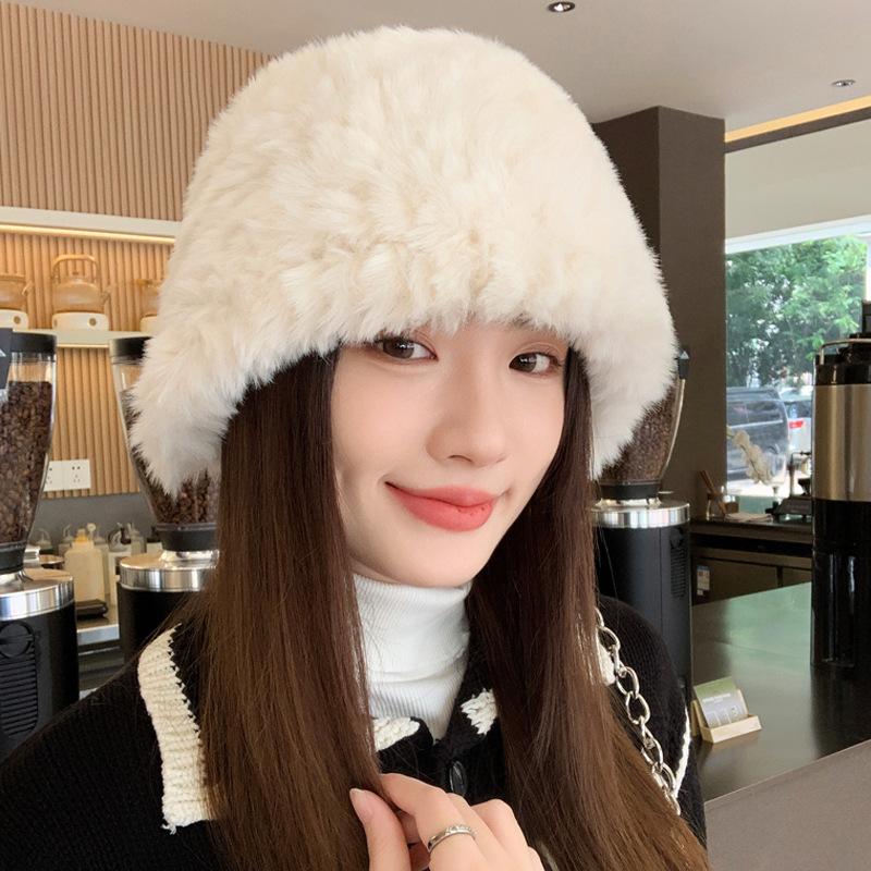 Chapeau en peluche pour femmes automne et hiver nouveau chapeau en fourrure de lapin chaud grand tour de tête montrant petit visage chapeau cloche duveteux