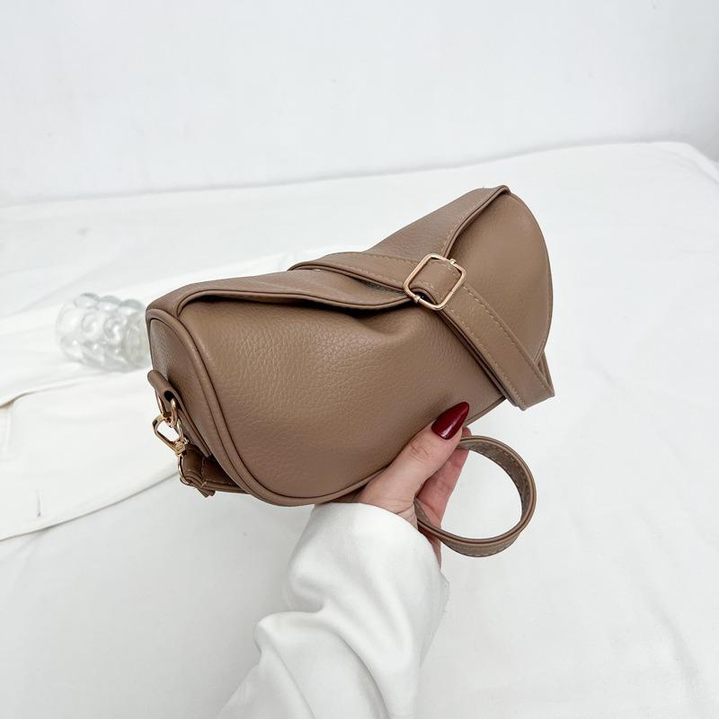 

Повседневная мягкая ретро маленькая сумка женская новая сумка под мышкой модная текстура широкополосный плечевой кроссбоди сумка-пельмень хаки