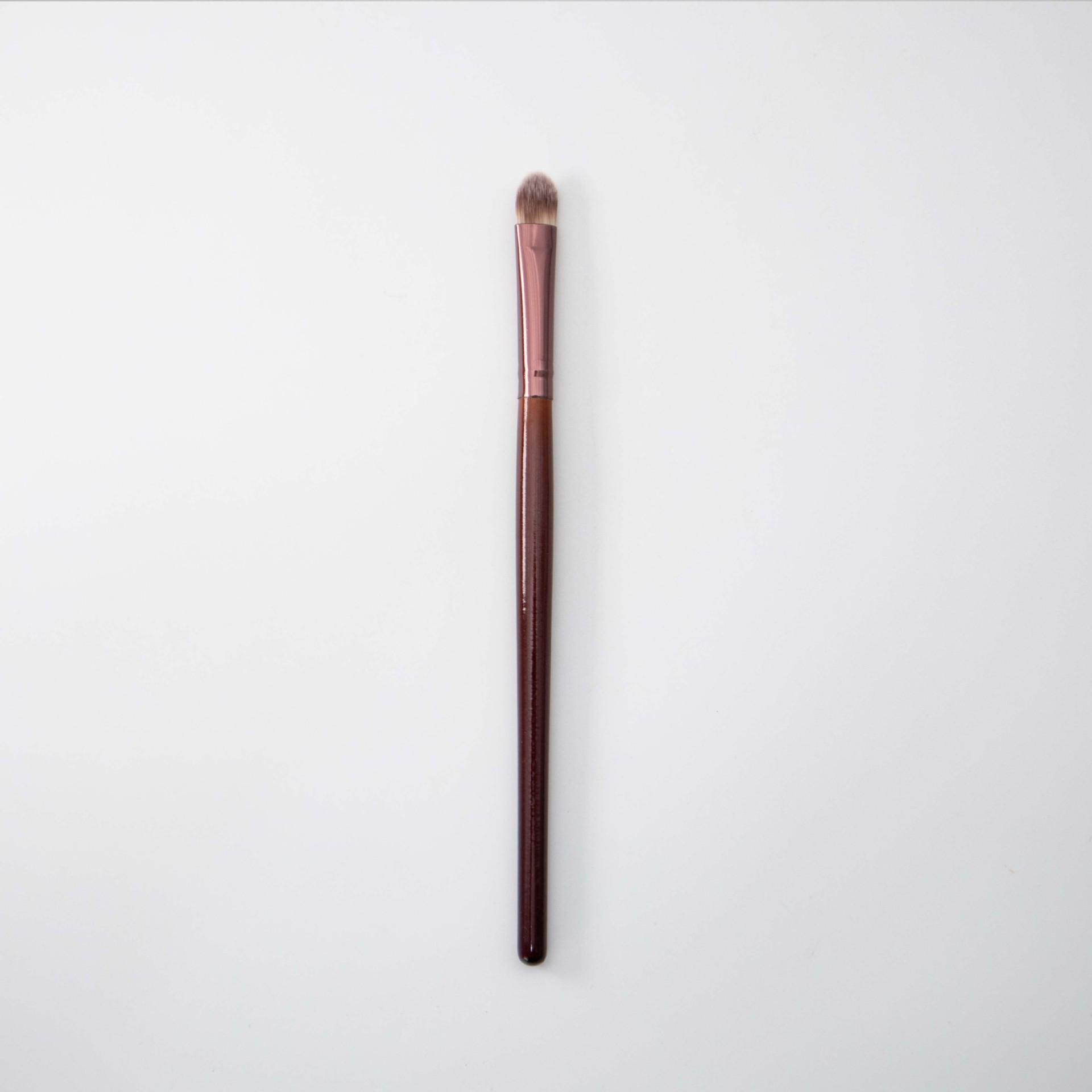 

Super Soft Synthetic Fiber Eyeshadow Blending Brush - Multifunctional Makeup Tool