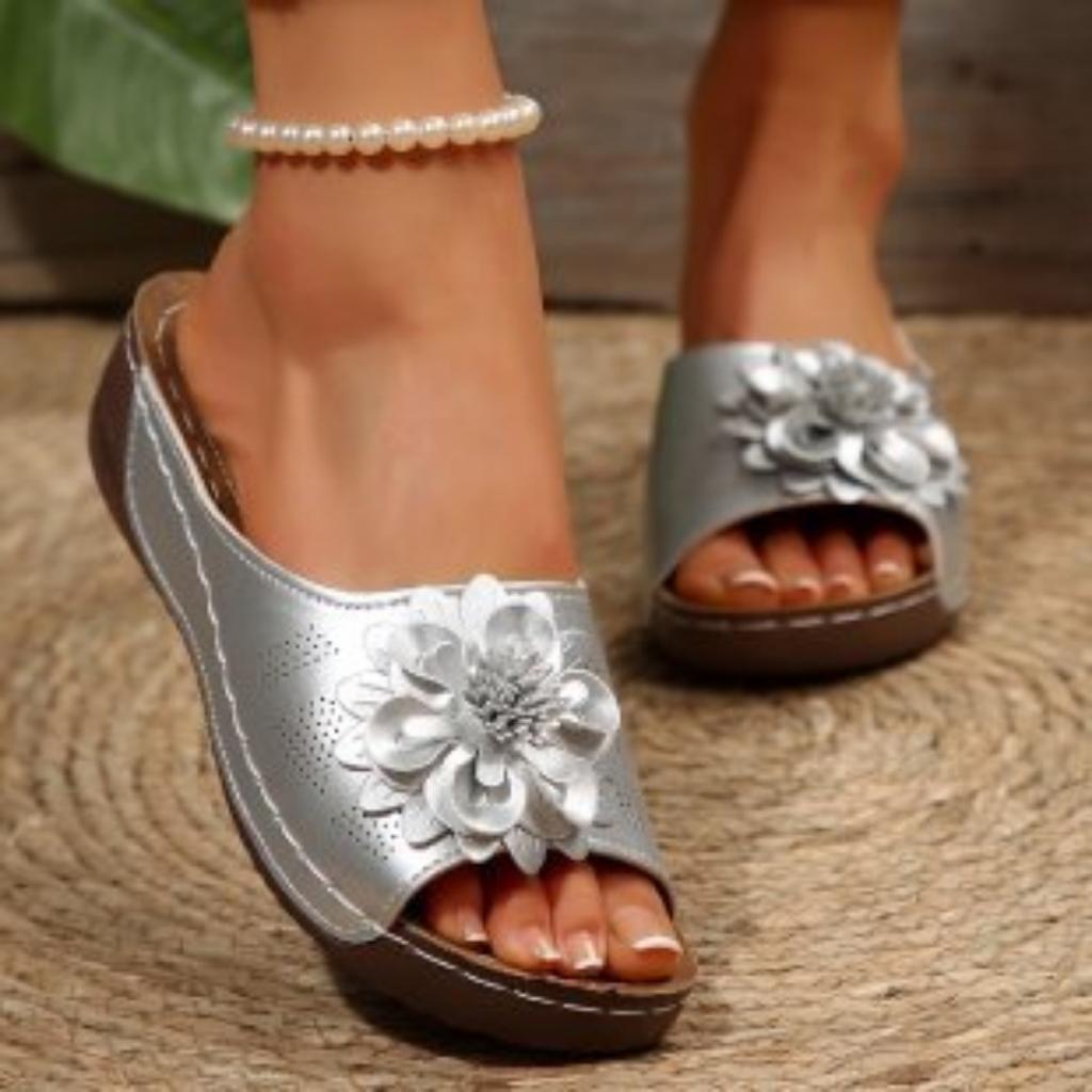 Spring and Summer Slope Heel Exposed Toe Outer Slippers for Women, Sandals for Foreign Trade, Plus Size Women's Shoes
