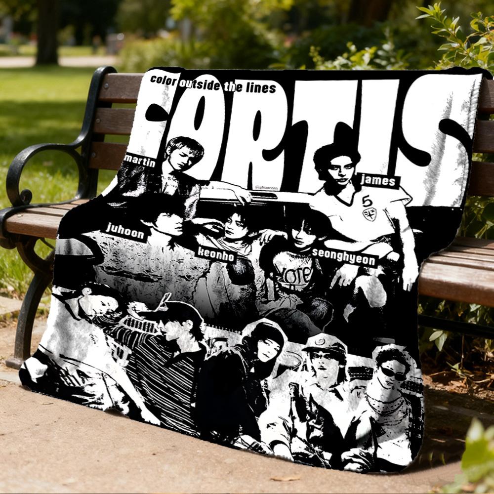 1pc K Pop, Cortis Outdoor Personalized Flannel Blanket, Soft, Lightweight Personalized Flannel Blanket, Digital Printing,