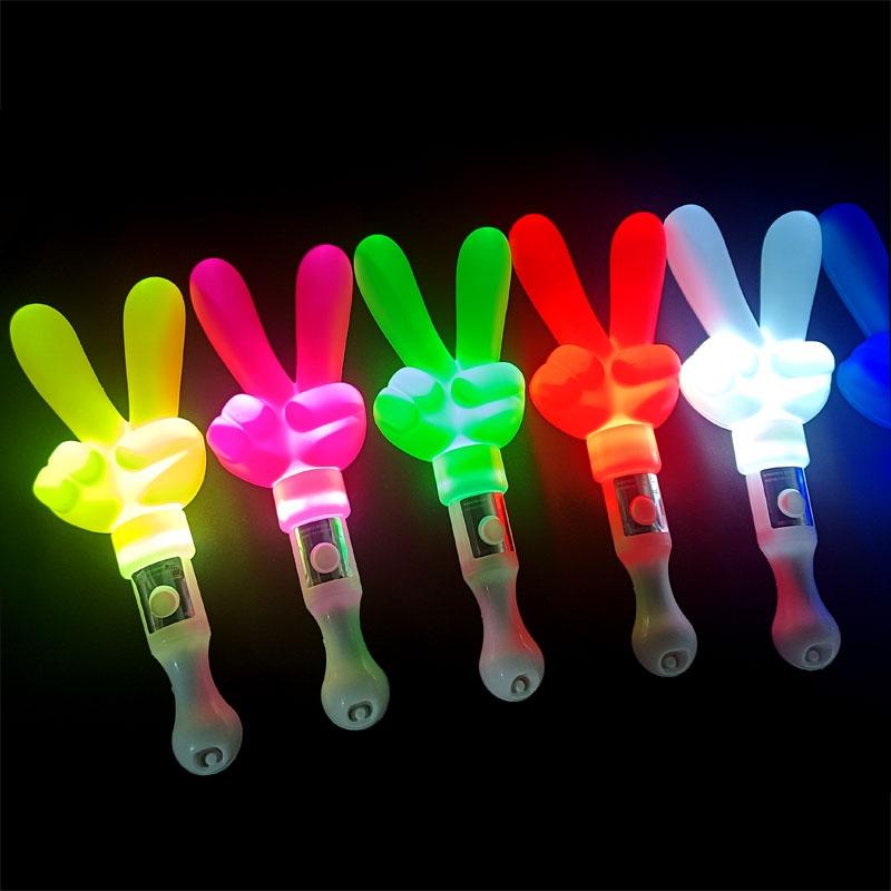 Lightstick Kpop Idol Concerts Flash Rod Glowing Light Stick Heart Star Shaped Glow Stick Glow in the Dark Party Supplies