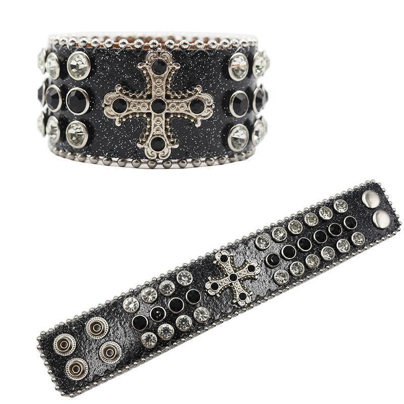 Kreuz Strass Armband Gothic Hip-Hop Punk Diamantenbesetztes PU Leder Armband