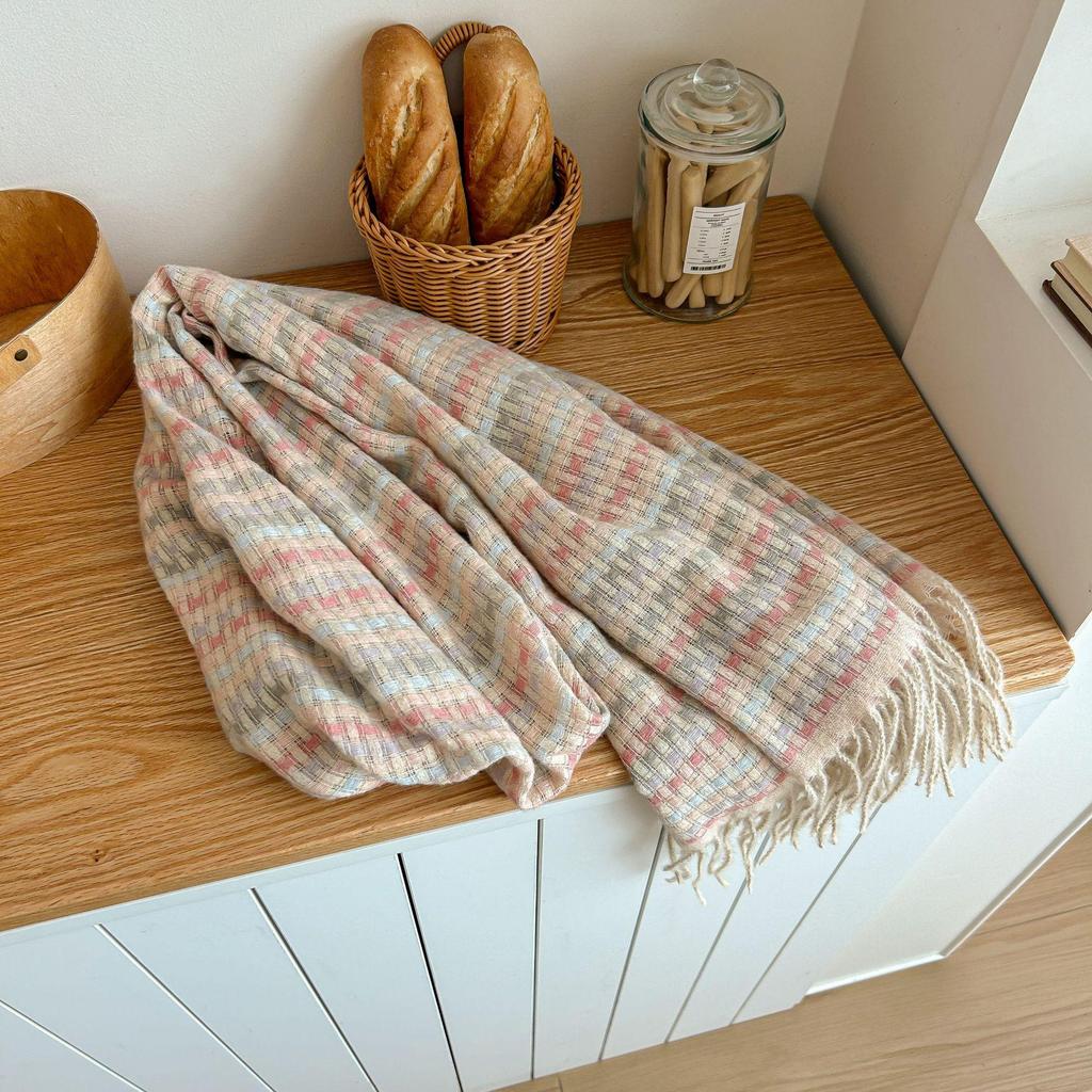 Tonglu Women's Mohair Winter Scarf: Black & White Plaid, High-End, Thick & Warm Neck Warmer