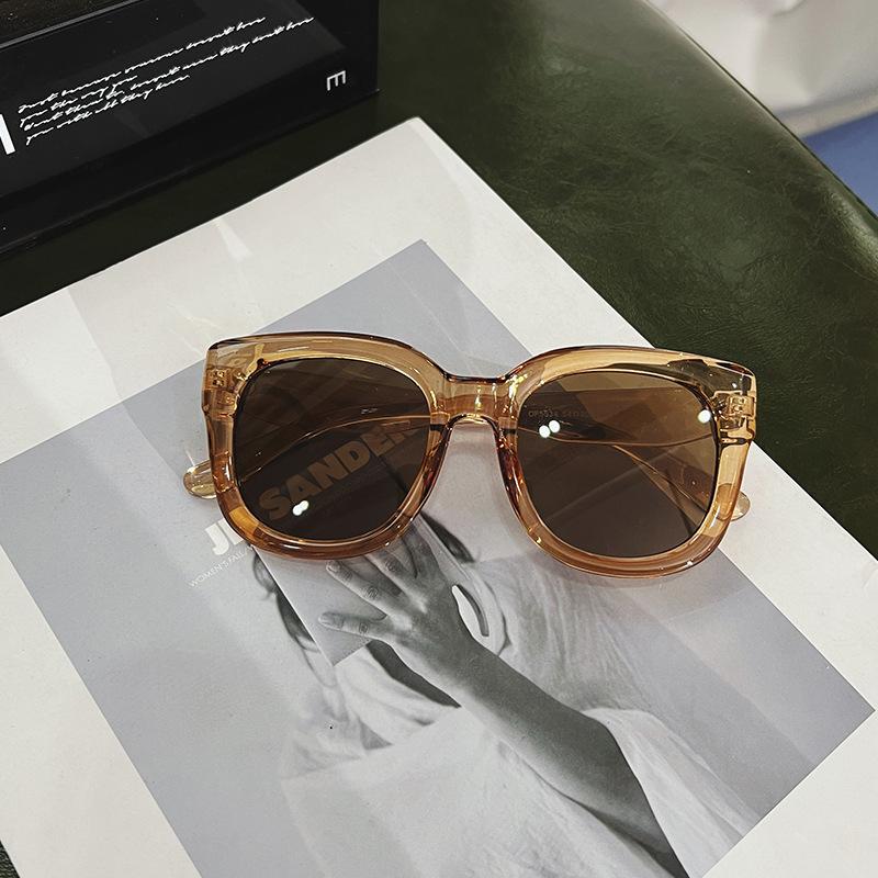 

Квадратные солнцезащитные очки для женщин с большим и маленьким лицом, ретро-коричневые отбеливающие солнцезащитные очки, персонализированные очки.