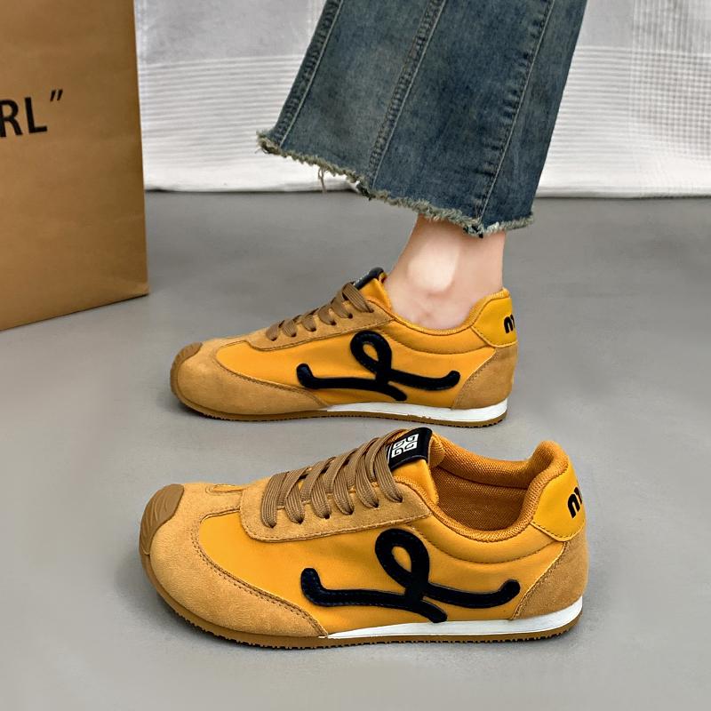 CRLAYDK Classic Women's Sneakers Casual Trendy Skateboard Walking Leather Trainer Shoes Ladies Sports Running Lace Up Tennis