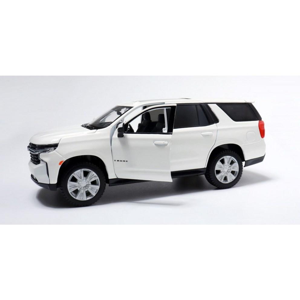 Maisto 1:26 2021 Chevrolet Tahoe SUV Diecast Car Model, White