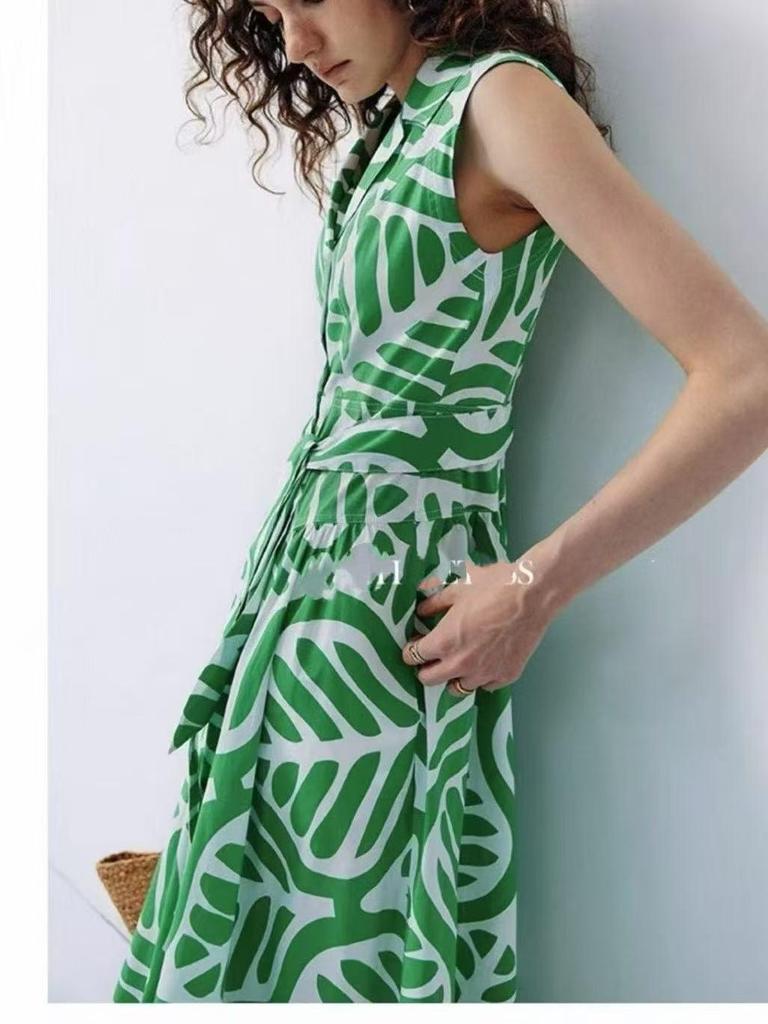 DVF Early Autumn Green & White Palm Leaf Dress with Waist Belt - Flattering Resort Fashion