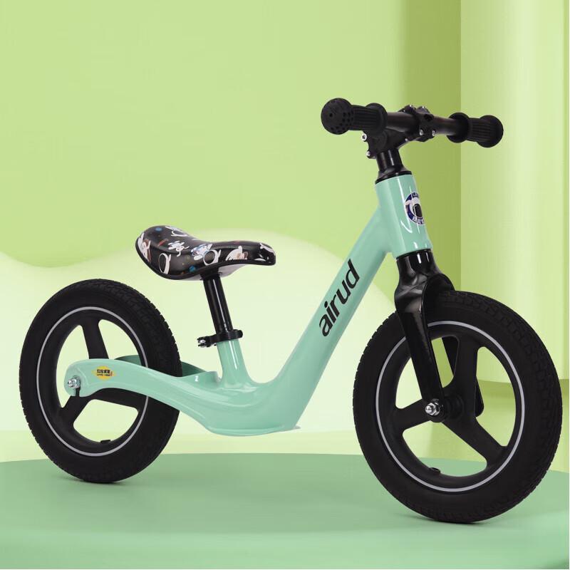 Беговел Airud для детей (Китайская версия)