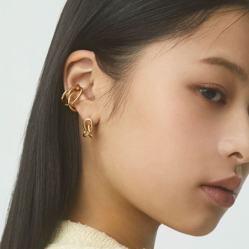 NEUF PIECE VINE EARCUFF / GOLD