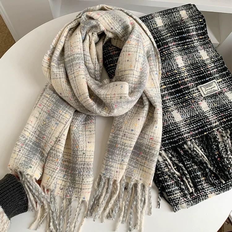 Scarf female Korean version versatile high sense showing white grid new autumn and winter student couple atmosphere fashionable warm scarf
