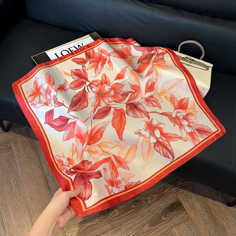Fashion Black and White Printing Temperament Square Scarf Imitation Silk Korean Version Decorative Scarf Scarf Professional Decorative Shawl Silk Scar