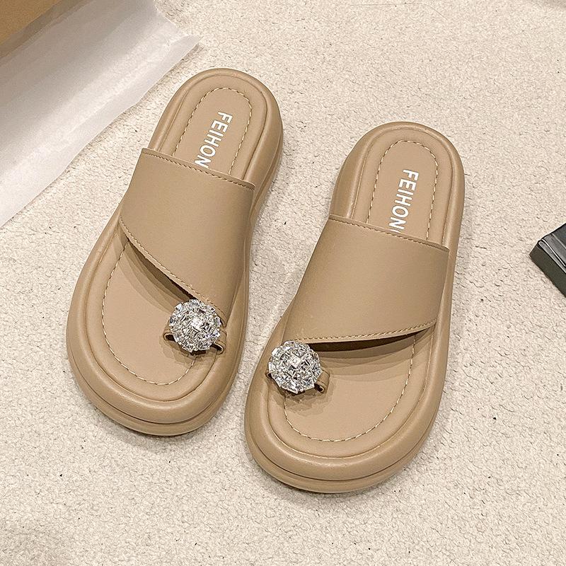 

Комплект женских тапочек с носками, новинка 2024 года, летняя одежда, толстая подошва, увеличивающая рост, туфли-лодочки со стразами и юбкой-сандалиями 40