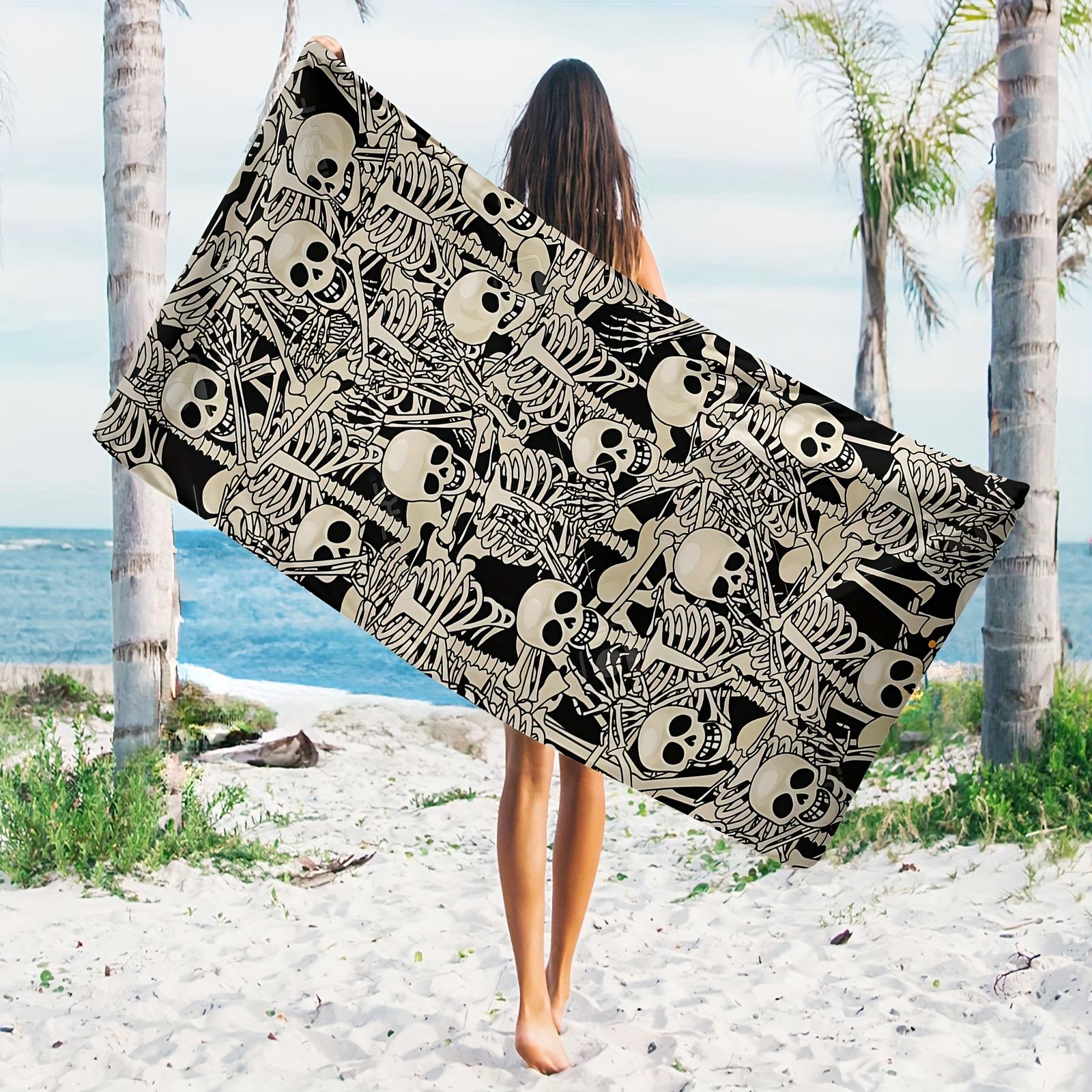 

Skull Pattern Fun Beach Towel, Creative Artistic Gothic Style Quick-Dry Sand-Free Microfiber Bath Towels for Yoga and Swim W40*H60(CM)