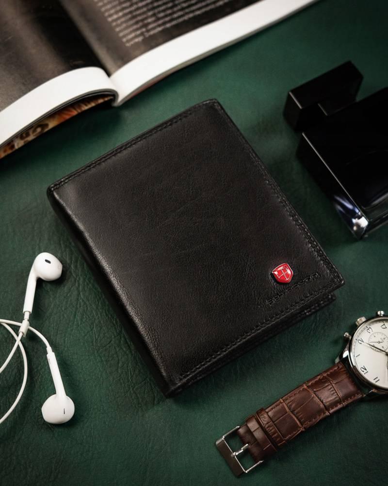 Large men's leather wallet with RFID system - Peterson