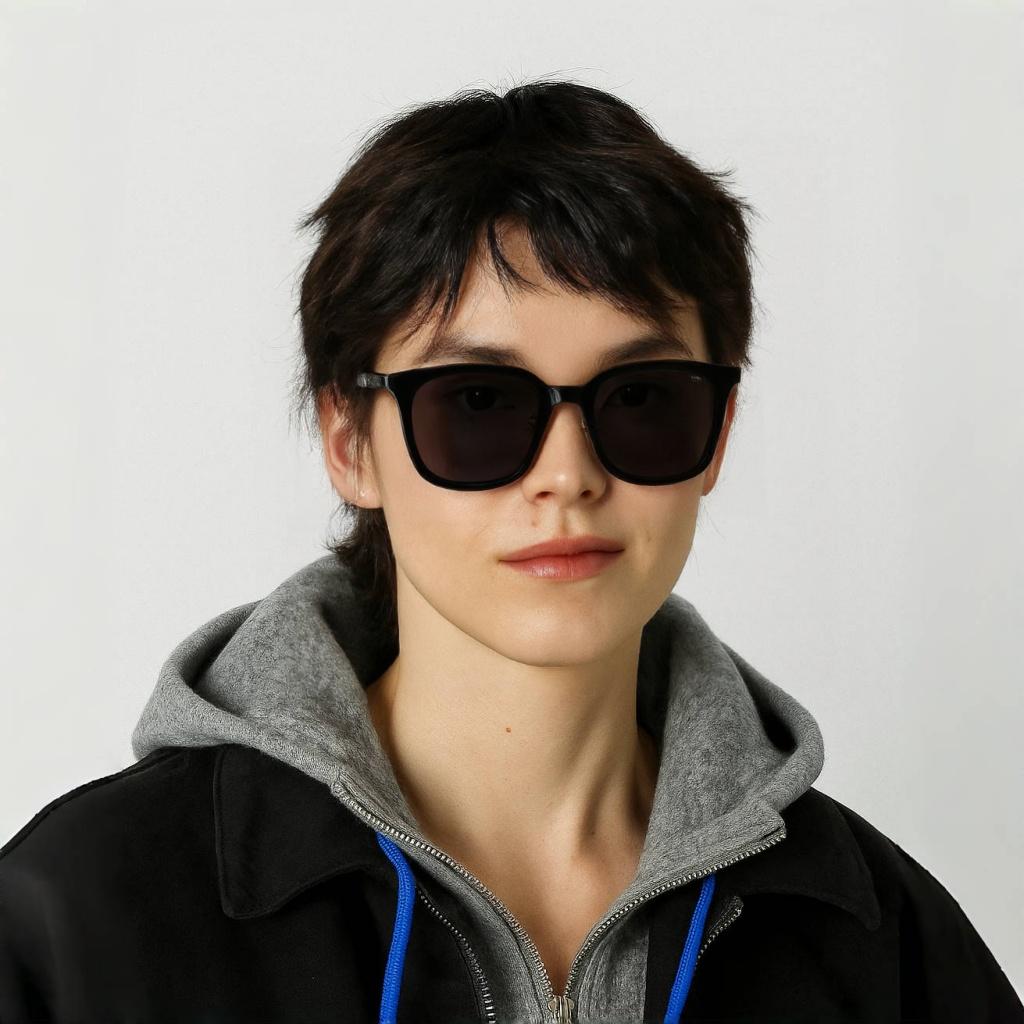 Gucci Rectangular Sunglasses Unisex Sunglasses Black GG1498SK001