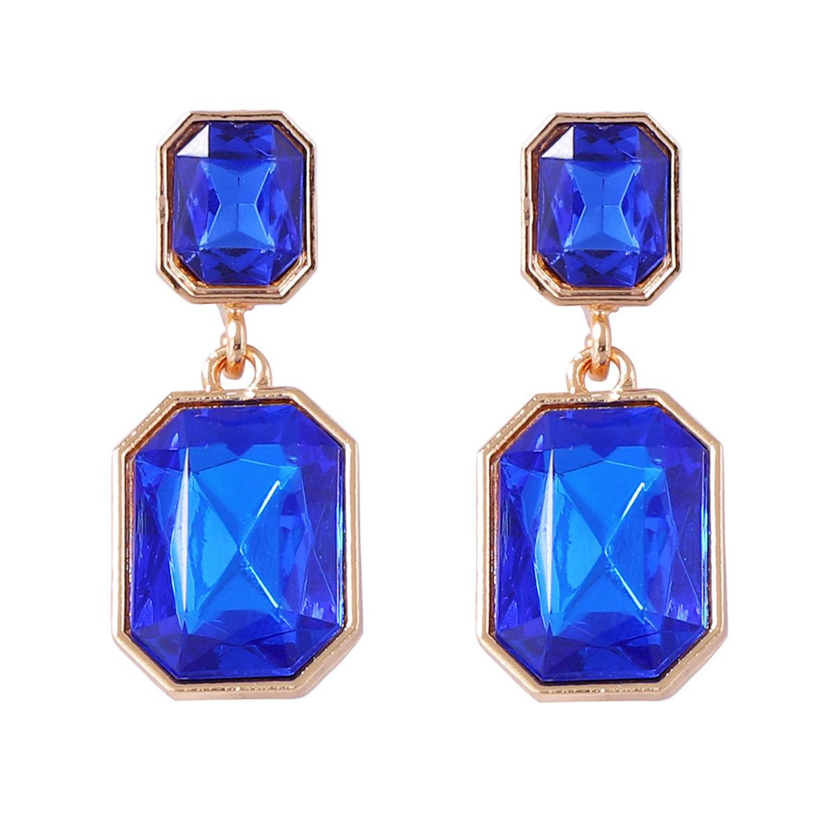 

European and American simple and fashionable alloy geometric cube sugar water diamond earrings, versatile daily commuting women s accessories