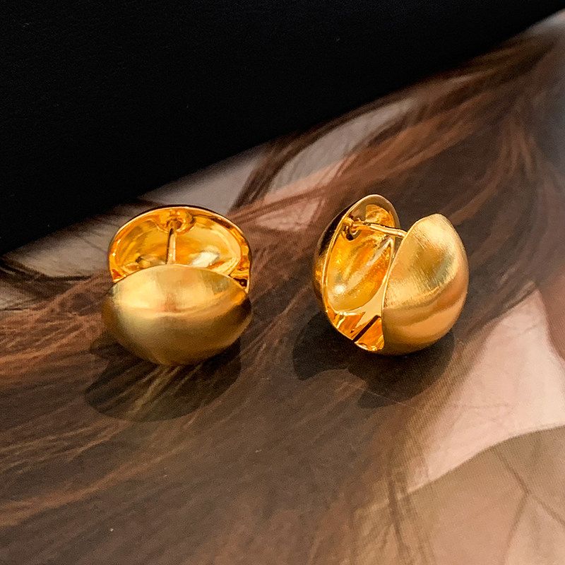 Women's Brushed Ball Shape Special-Interest Design Metal Earrings