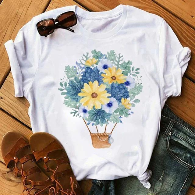 Cartoon Colored Hot Air Balloon Tshirt Womens Summer Round Neck Comfortable Top for Girls Anime Streetwear