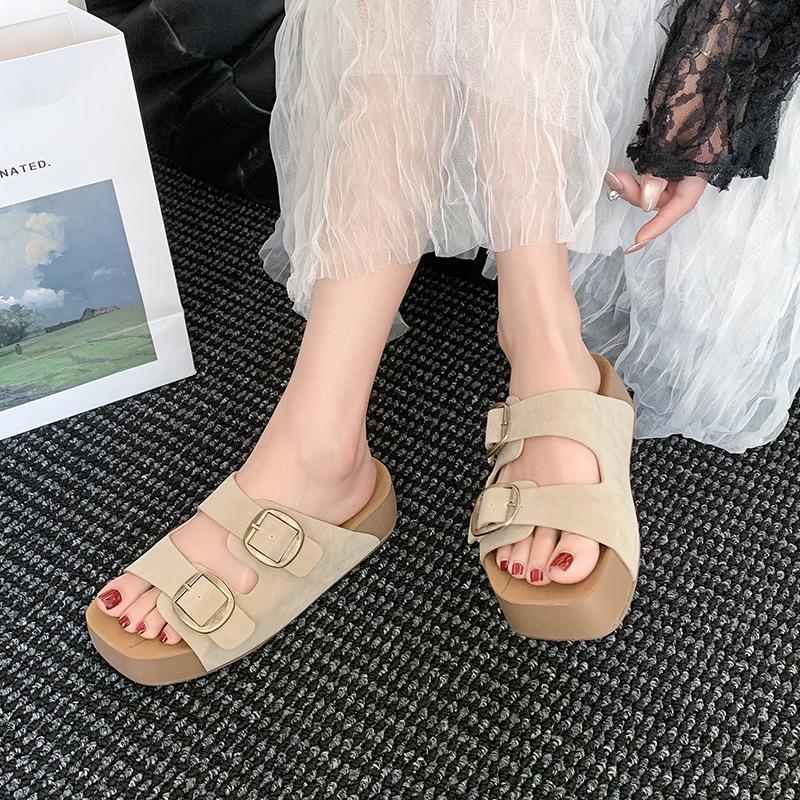 Cool slippers women's summer wear new high-value thick-bottomed versatile beach slippers