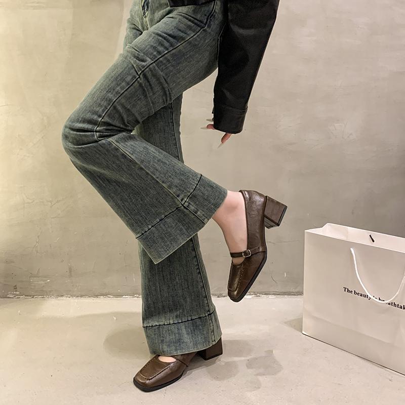 Модные туфли на каблуках для женщин — фото 7