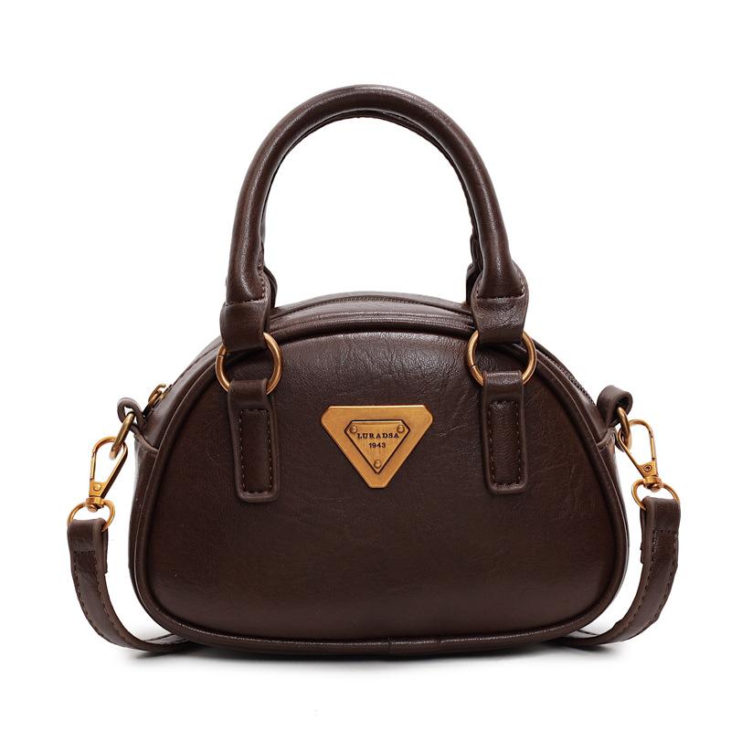 This year is trendy autumn and winter versatile fashion retro women's portable pillow bag fashionable personality niche messenger bag