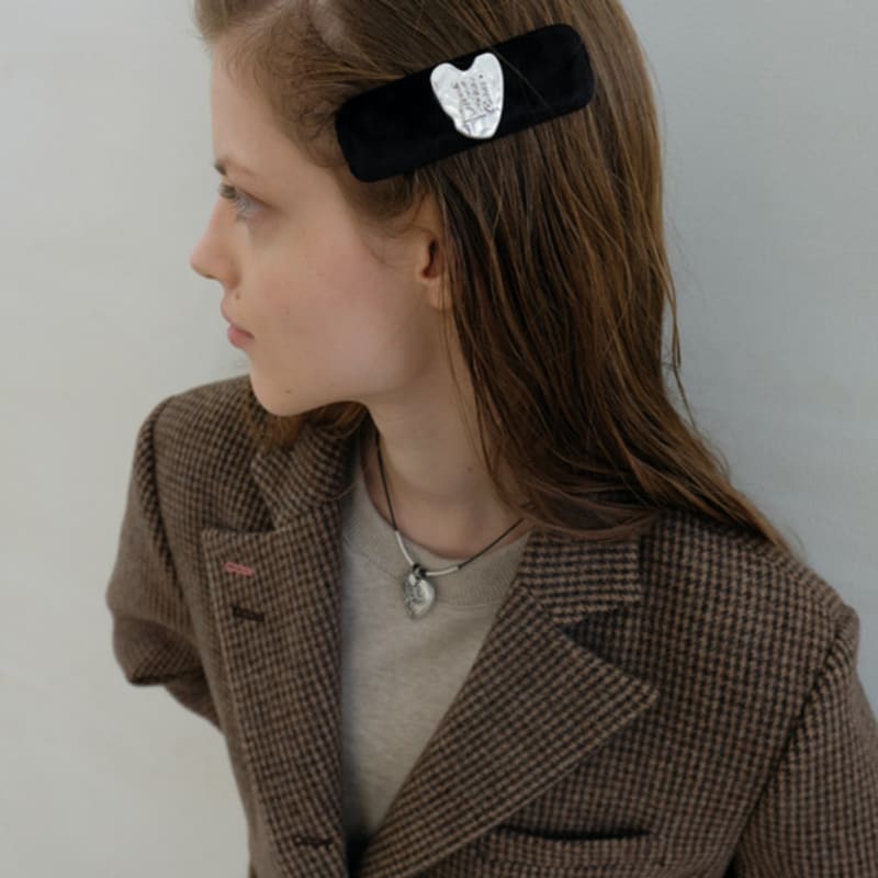 DIE ASHLYNN GERADE HERZ HAARNADEL (2 FARBEN)