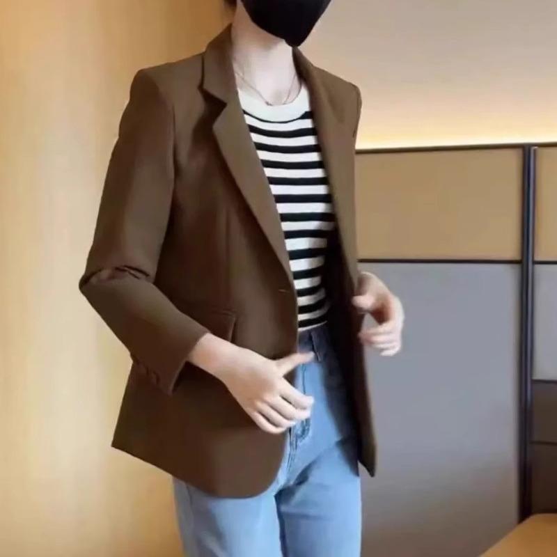 

Элегантный блейзер свободного кроя для миниатюрных женщин Осень/Зима 2024 S 80-90 lbs кофейный