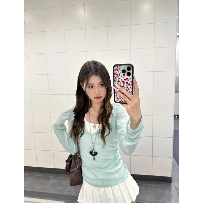 Small fresh mint green V-neck sunscreen shirt women's summer light and thin Tencel long-sleeved blouse slim-fitting bottoming top T-shirt