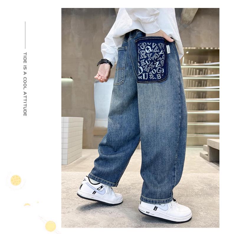 2025 Jungen Samtgefütterte Straight-Leg Jeans: Trendige Teenager-Freizeit-Herbsthosen