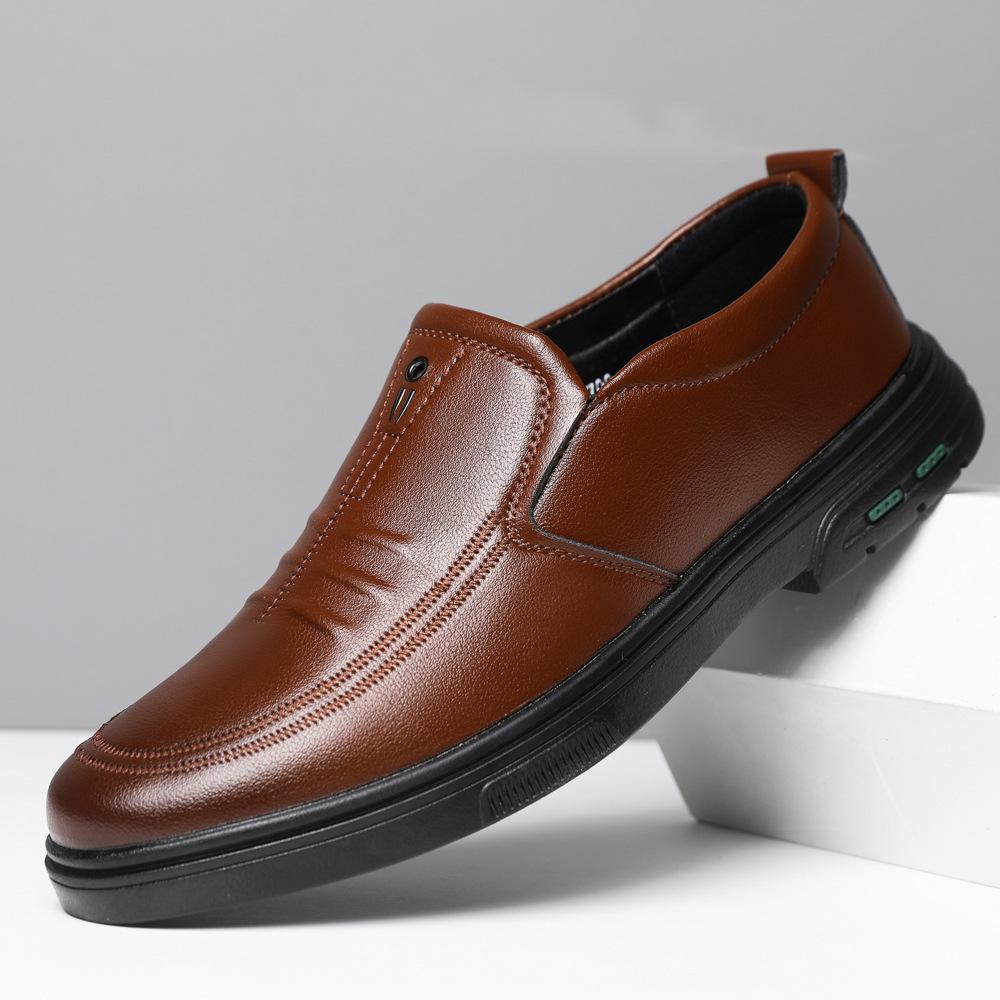 

2025 осень и зима новая мужская повседневная кожаная обувь на толстой подошве износостойкая деловая с большим носком нескользящая водонепроницаемая мужская обувь 44 коричневый