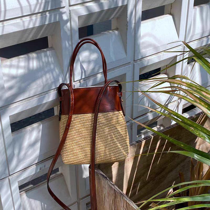Summer Straw Beach Bag Retro Patchwork Brown Raffia Bag Tote Designer Women Crossbody Bucket Bag Color Blocking Long Shoulderbag