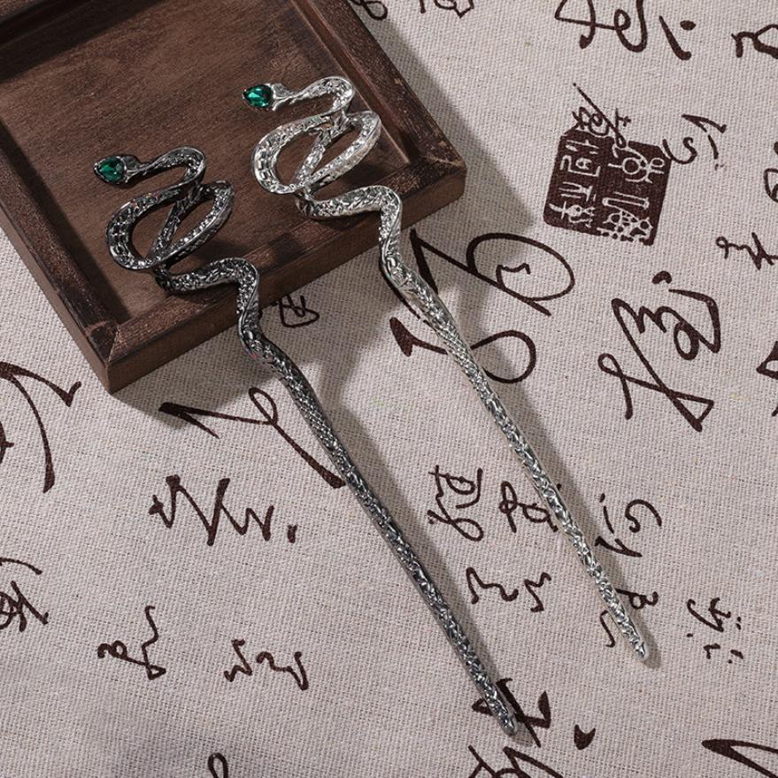 New Metal Hairpin Clips Minimalist Snake Shape Halloween Hair Sticks Chopstick  Jewelry Accessories Hairstyle for Women Gifts