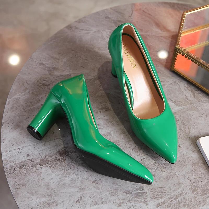 

Летняя новая верхняя одежда женские туфли на большом каблуке с острым носком однотонные легкие универсальные удобные туфли для женщин 45 зелёный