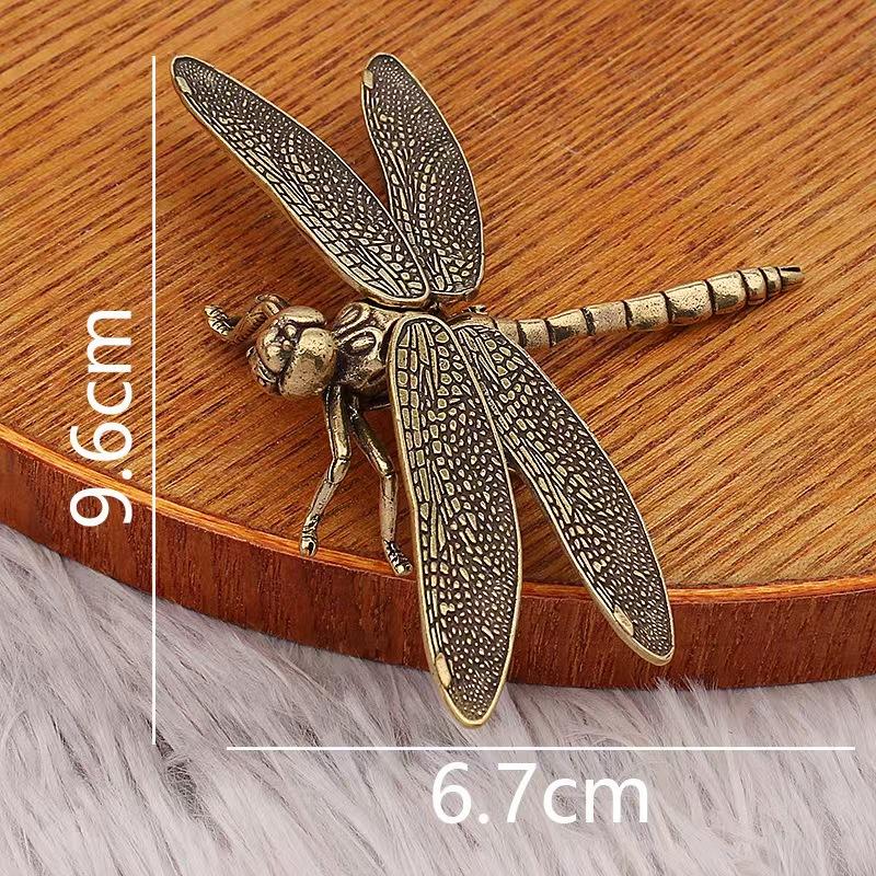 Vintage Brass Dragonfly Figurine Ornament - Antique-Style Home & Office Desk Decor, Creative Tea Pet Collectible Statue