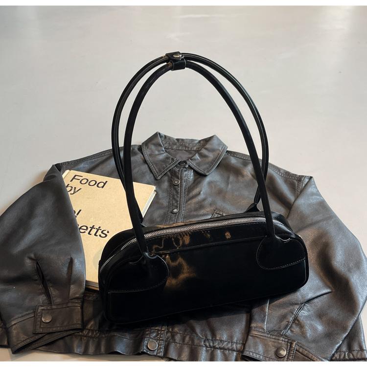 2025 New Niche Design Fashionable Portable Baguette Bag Fashionable Versatile Large Capacity Bowling Underarm Shoulder Bag