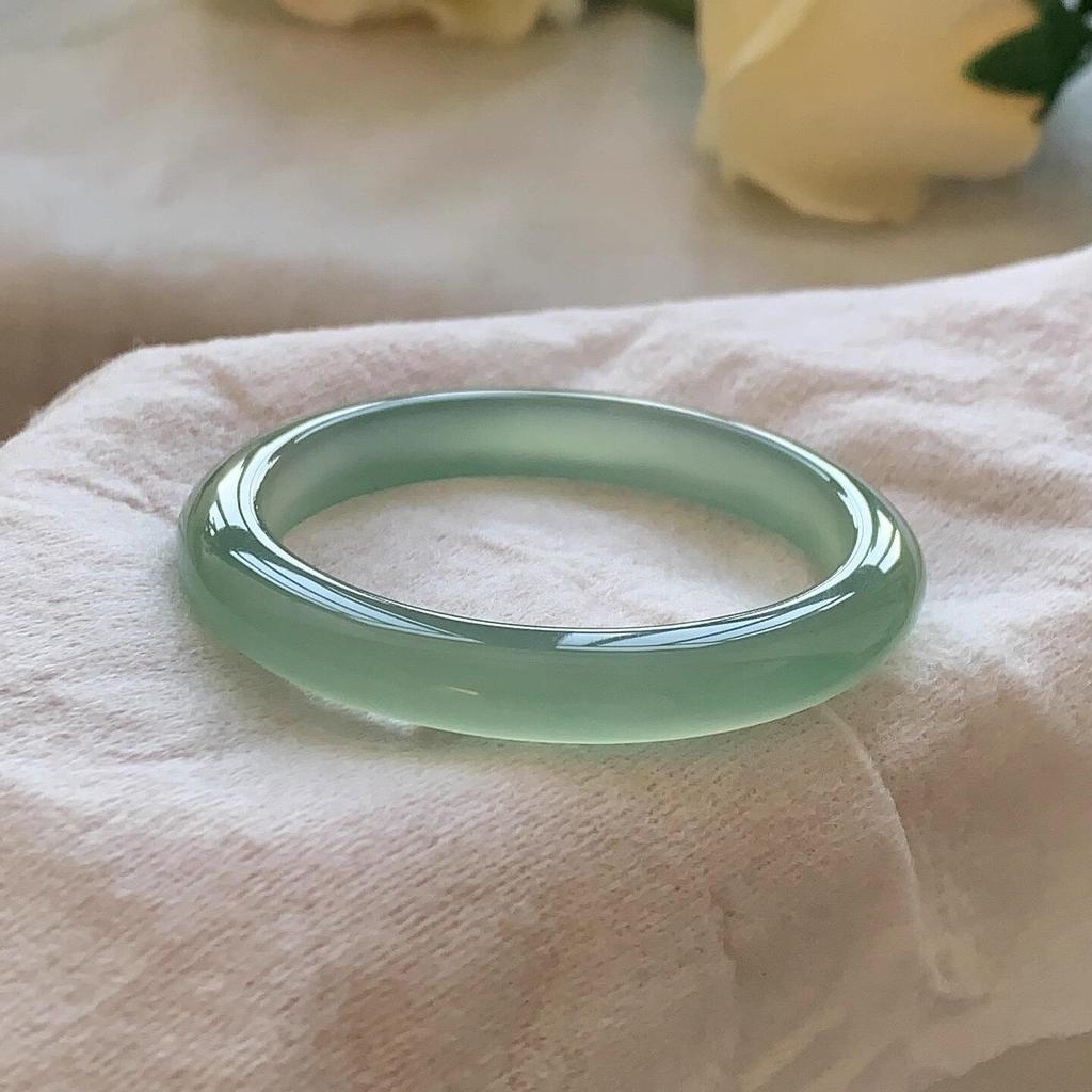 Ice Oil Green Chalcedony Agate Bracelet, Clear Water Jadeite, Hetian Jade Color Jade Bracelet