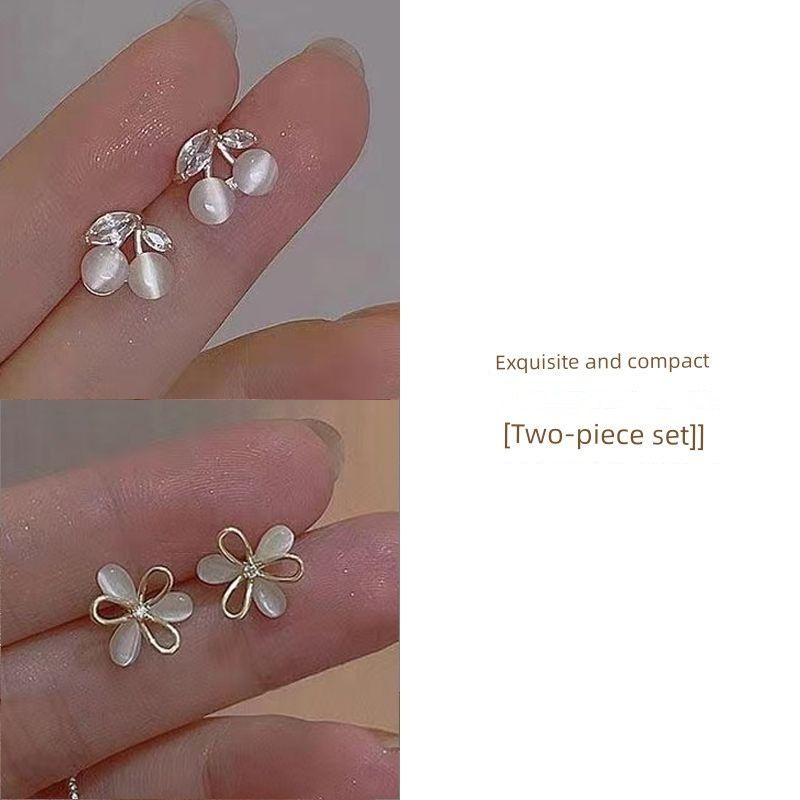 Opal Rabbit Crystal Cherry Sterling Silver Needle Earrings Small Exquisite Temperament Fashion Stud Earrings Women Sweet Ear Rings