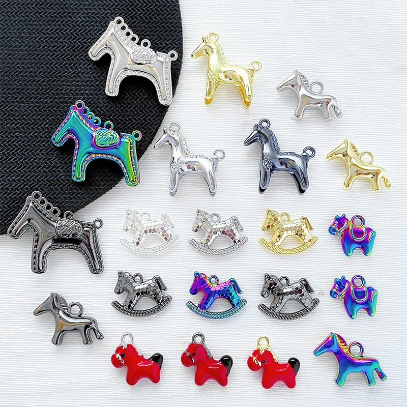 1Pcs Cute Simple Horse Animal Pendant Charms For Handmade Jewelry Making Necklace Earrings Bracelet Diy Accessories Supplies