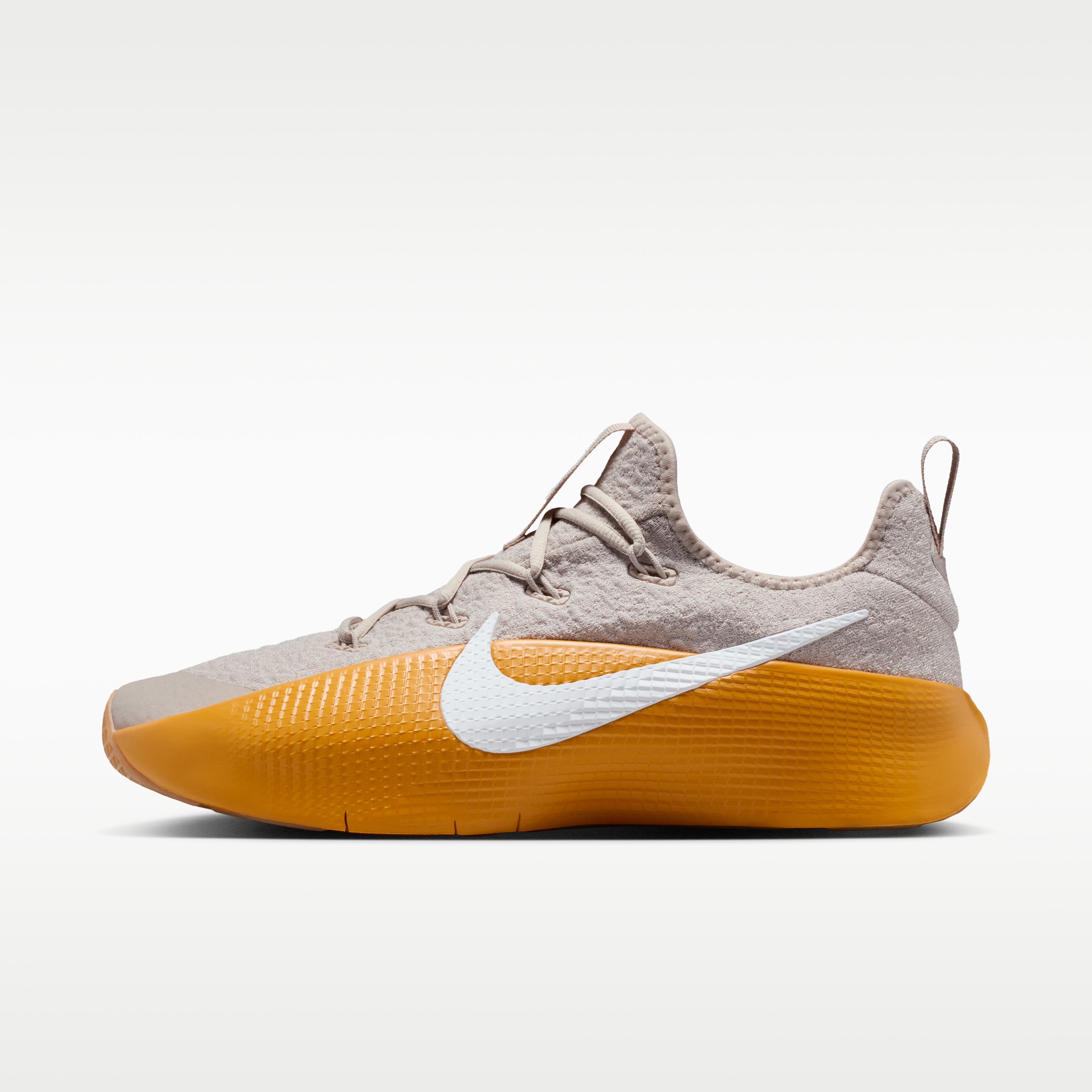 

Nike LeBron TR 1 Cream Gold Leaf White 42