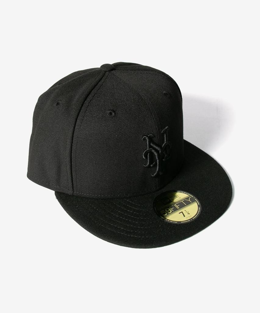 New Era 59FIFTY Black Black Size 7 & Cap, 1/2 (Used)