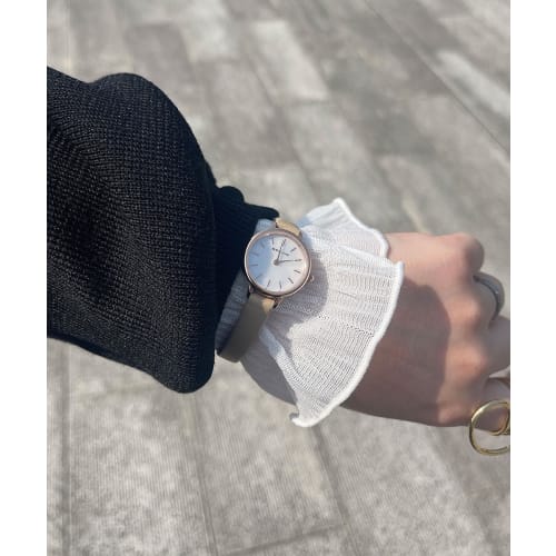 [Officially Imported] BERING Women's Analog Quartz Watch, Classic Mini Collection, Japan-Exclusive Model 11022-566, with a Long-Term Warranty and Sapp